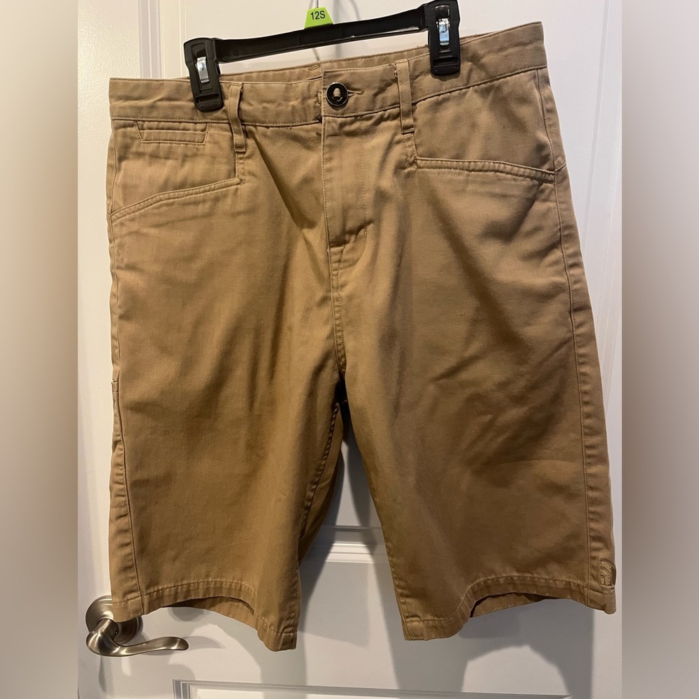 The North Face Men”s Flat Front Chino Tan Hiking Shorts Size 30